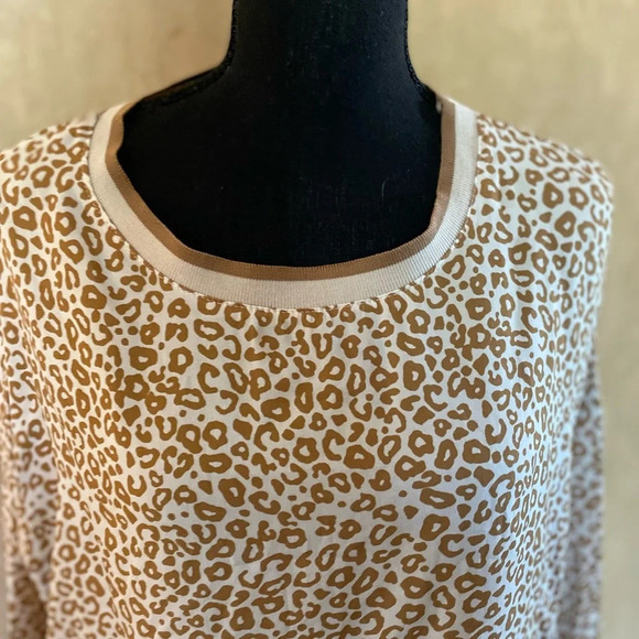 Lolly Animal Print Long Sleeve Blouse. - Picture 11 of 12